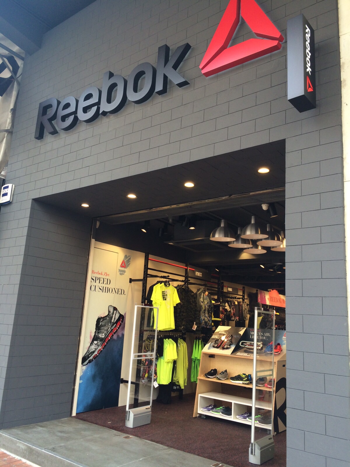 reebok store locations near me