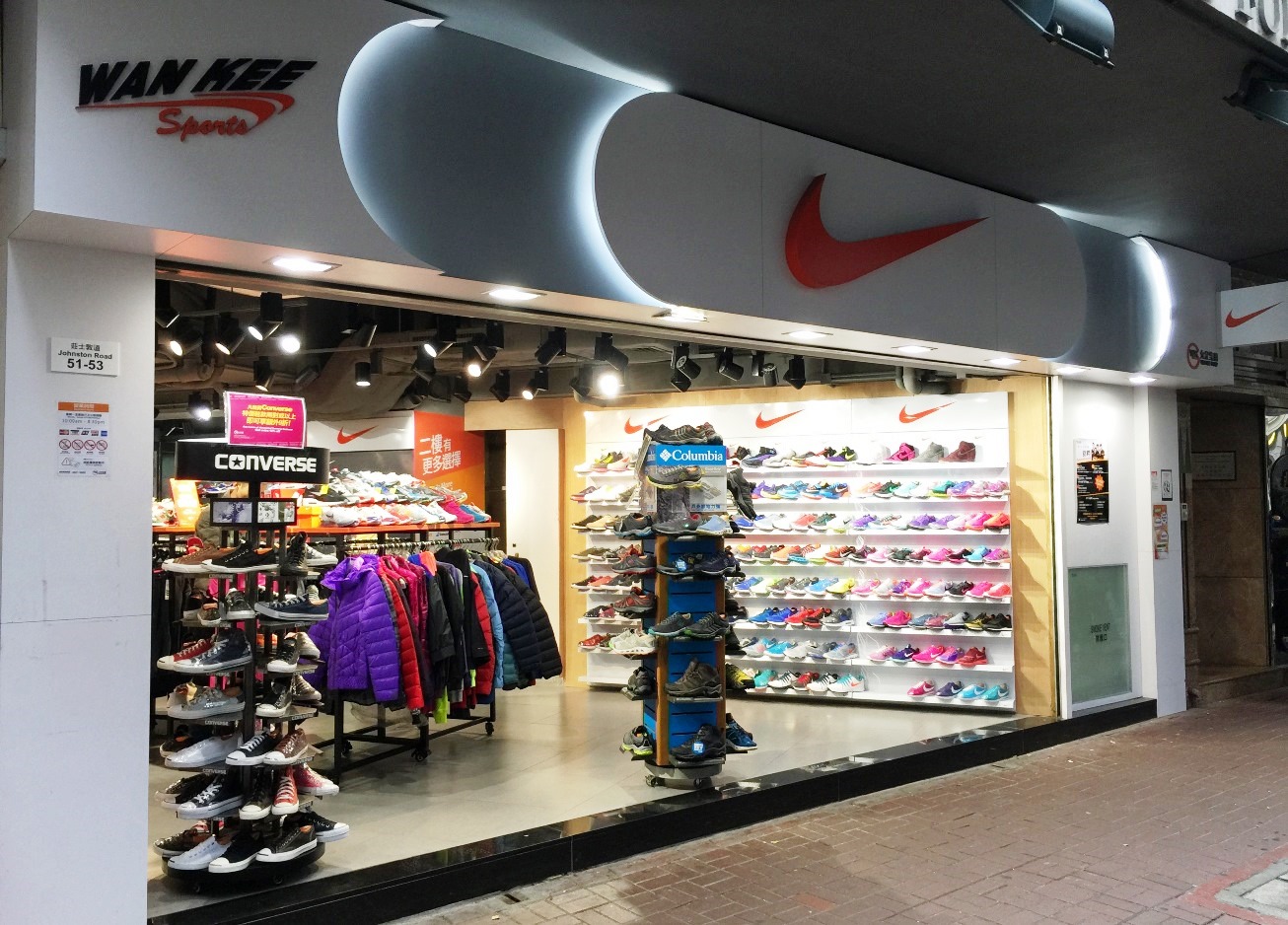 reebok retail store near me